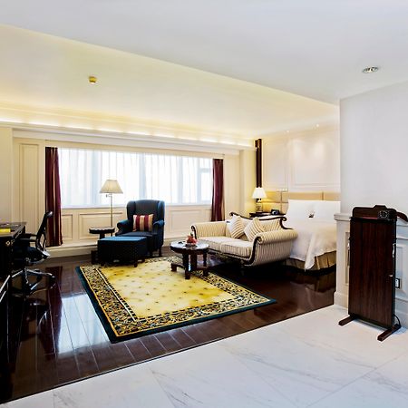 Crowne Plaza Hotel & Suites Landmark Shenzhen By Ihg - Nearby Luohu Border, Indoor Heated Swimming Pool, Complimentary Welcome Drink Exterior photo