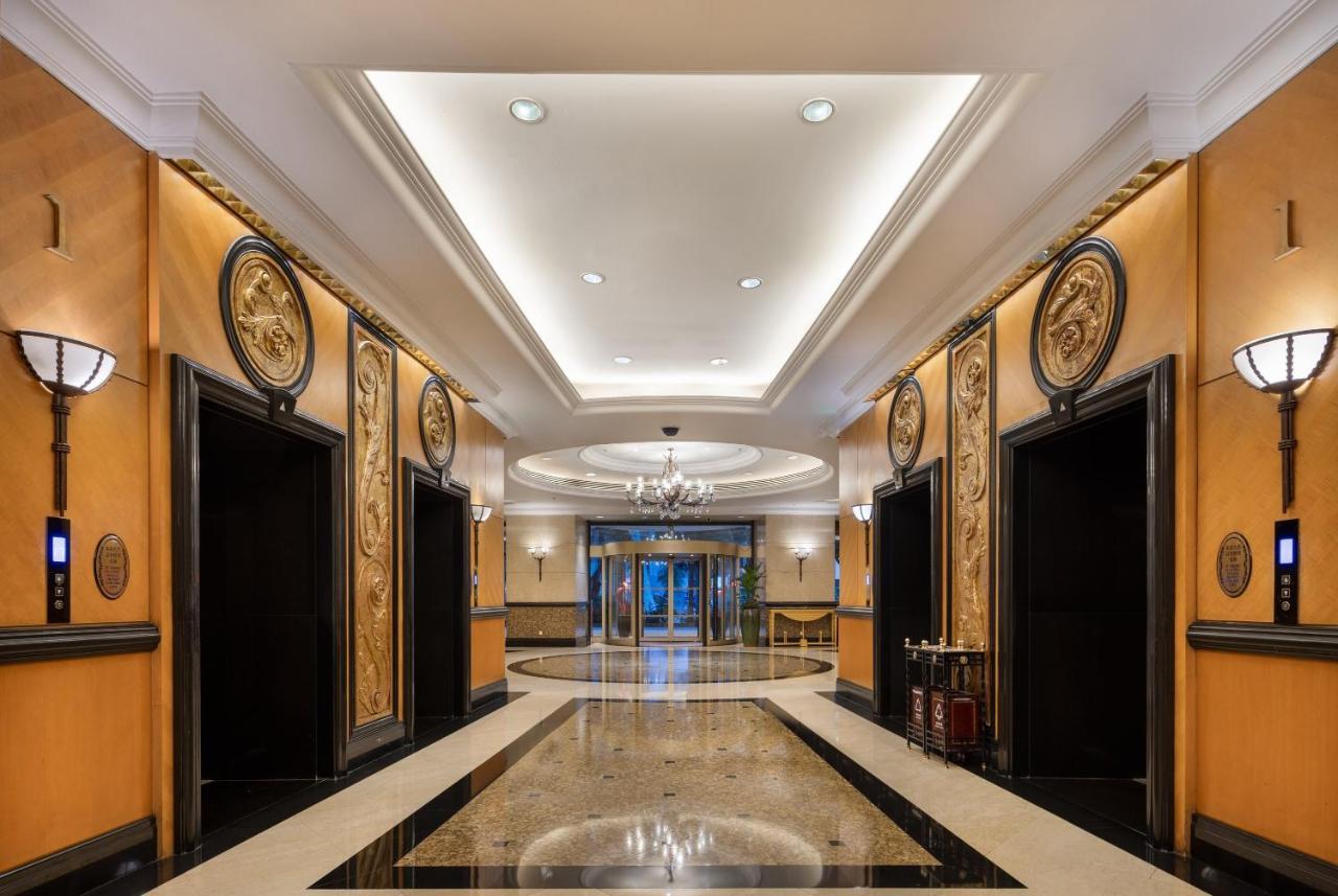 Crowne Plaza Hotel & Suites Landmark Shenzhen By Ihg - Nearby Luohu Border, Indoor Heated Swimming Pool, Complimentary Welcome Drink Exterior photo