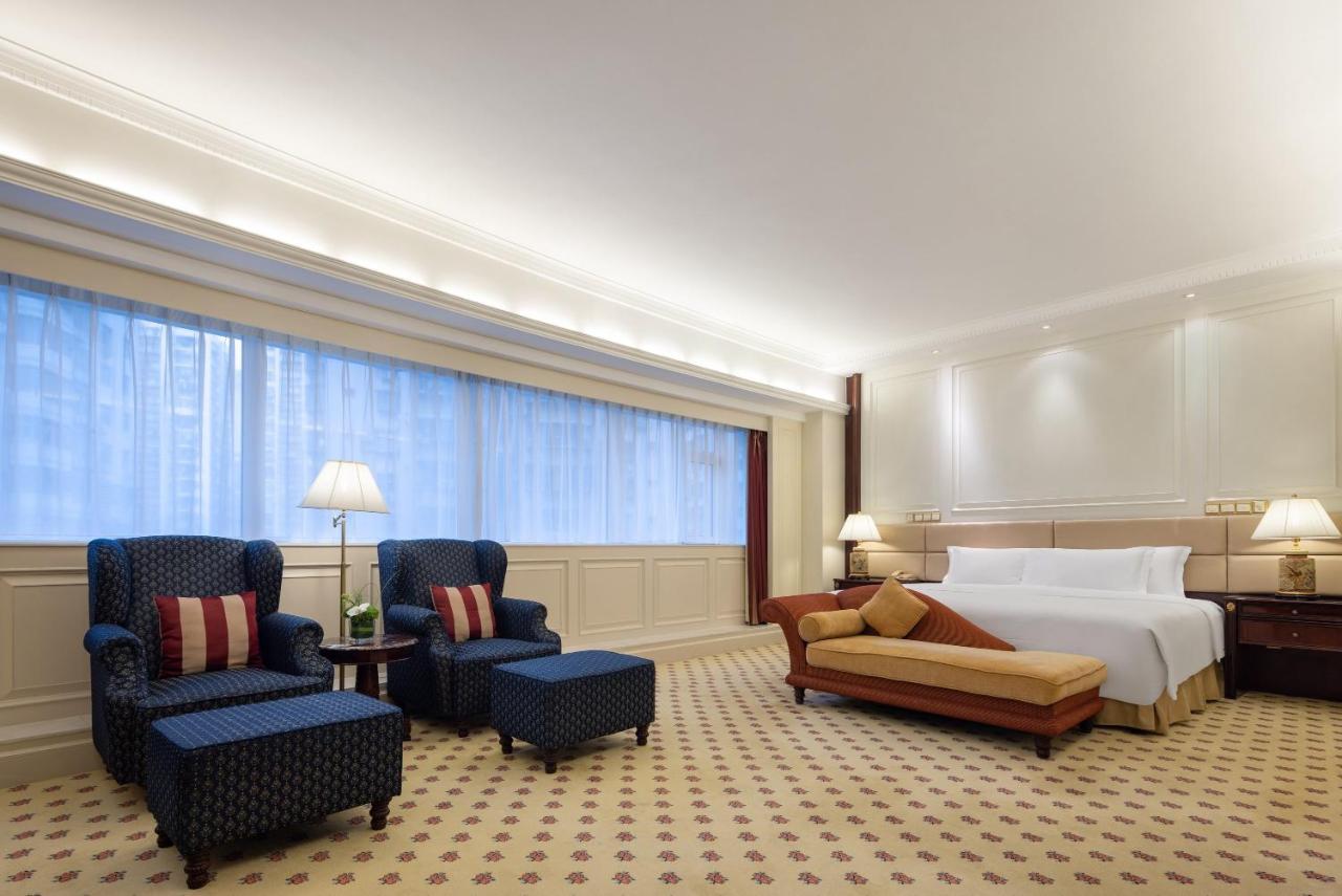 Crowne Plaza Hotel & Suites Landmark Shenzhen By Ihg - Nearby Luohu Border, Indoor Heated Swimming Pool, Complimentary Welcome Drink Exterior photo