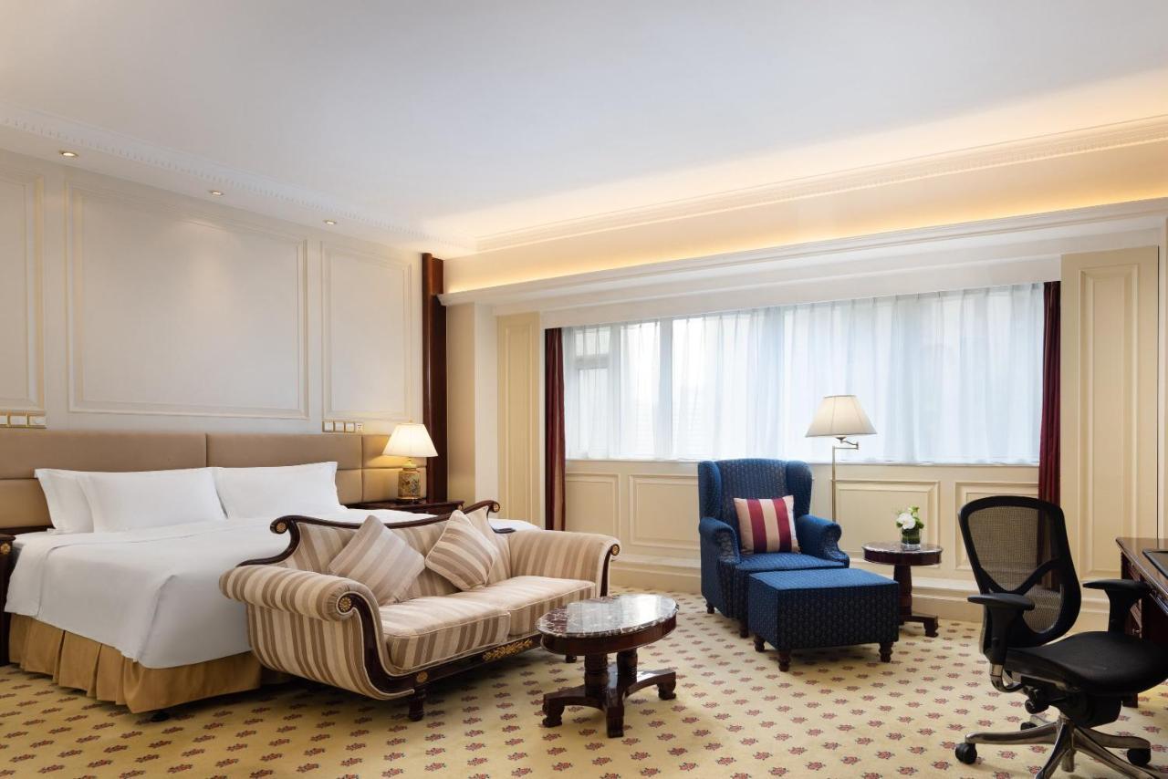 Crowne Plaza Hotel & Suites Landmark Shenzhen By Ihg - Nearby Luohu Border, Indoor Heated Swimming Pool, Complimentary Welcome Drink Exterior photo