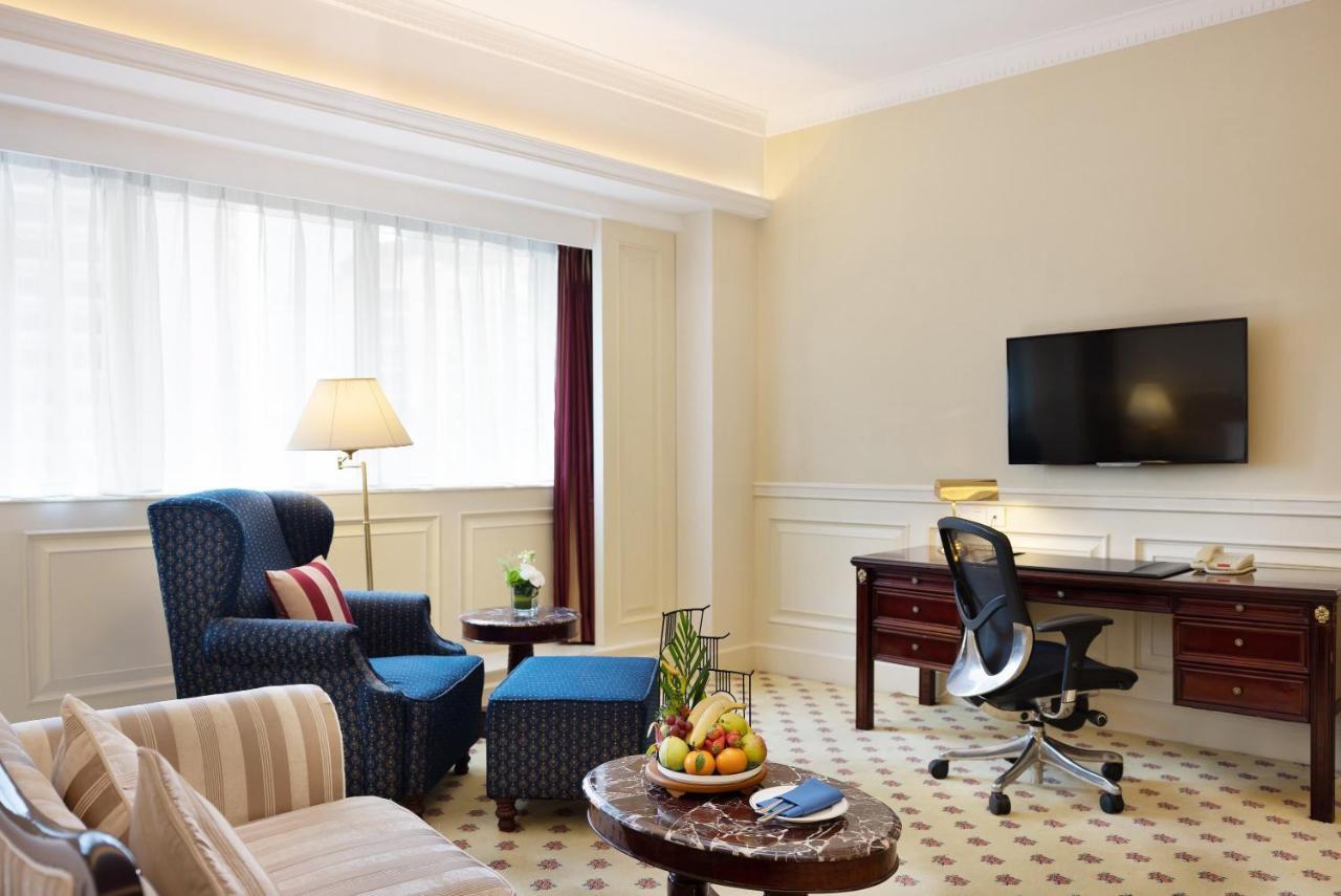 Crowne Plaza Hotel & Suites Landmark Shenzhen By Ihg - Nearby Luohu Border, Indoor Heated Swimming Pool, Complimentary Welcome Drink Exterior photo