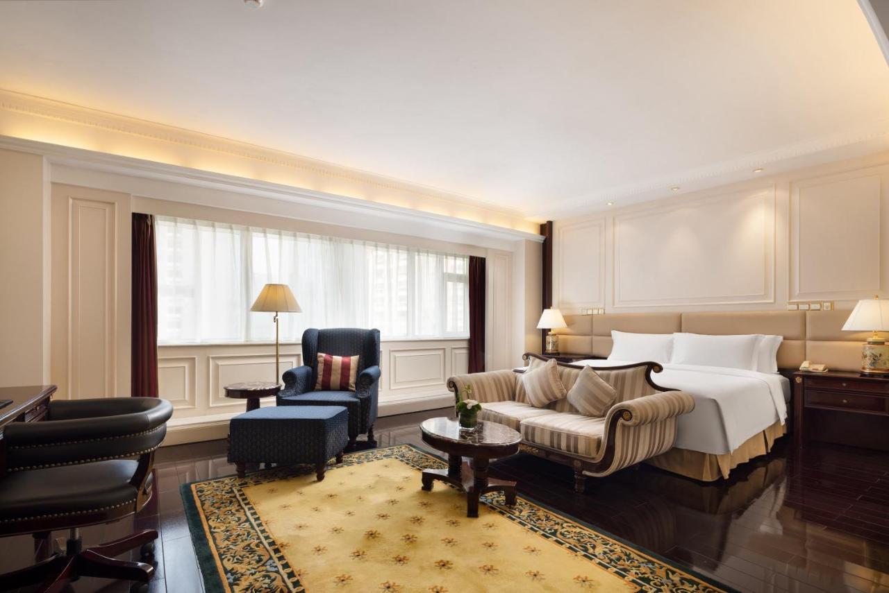 Crowne Plaza Hotel & Suites Landmark Shenzhen By Ihg - Nearby Luohu Border, Indoor Heated Swimming Pool, Complimentary Welcome Drink Exterior photo