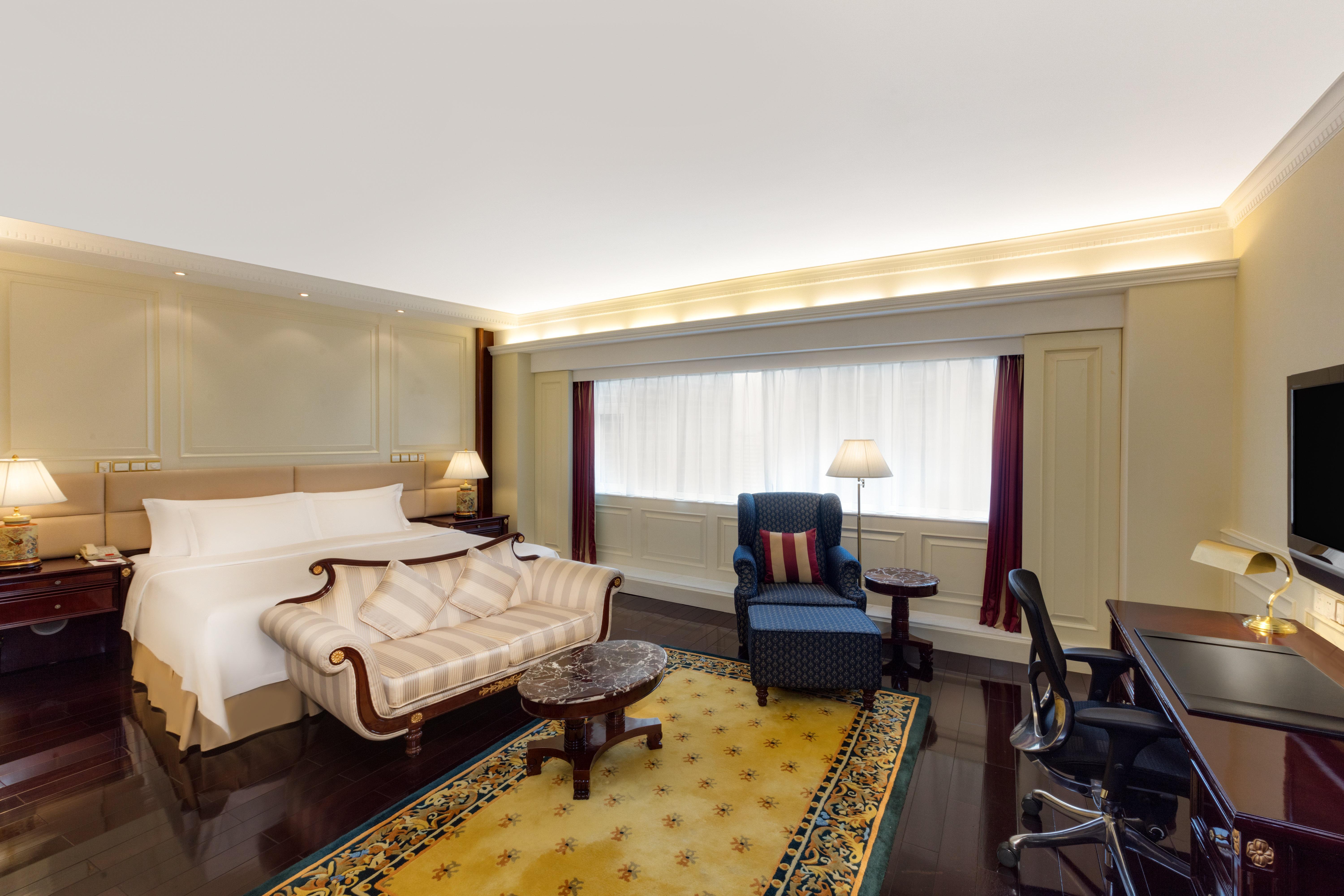 Crowne Plaza Hotel & Suites Landmark Shenzhen By Ihg - Nearby Luohu Border, Indoor Heated Swimming Pool, Complimentary Welcome Drink Exterior photo
